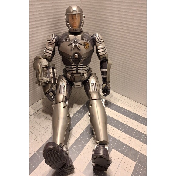 Hasbro GI JOE Rise Of The Cobra Duke Figure In Accelerator Suit Action Figure - Picture 2 of 8